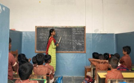 MP में स्कूली शिक्षा पर चौंकाने वाला खुलासा, 6 साल में 28 लाख बच्चे गायब, 10 साल में 32 हजार स्कूल बंद