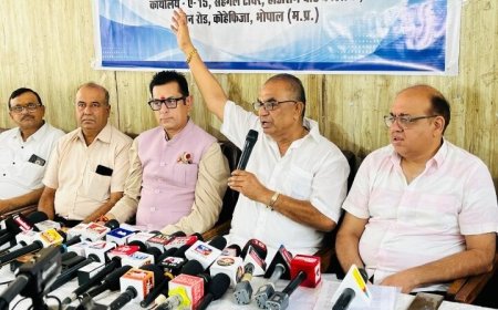 10 दिन में कारोबार बंद करने के नोटिस पर भड़के व्यापारी, कार्रवाई रोकने और मिक्स लैंड यूज लागू करने की मांग