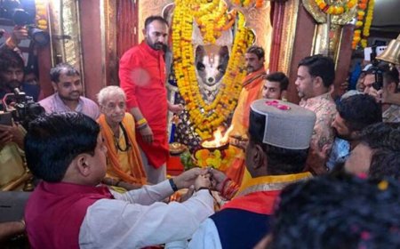 मुख्यमंत्री डॉ. यादव ने खेड़ापति हनुमान मंदिर में की पूजा अर्चना