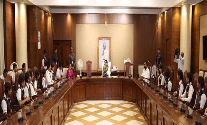 राष्ट्र  निर्माण में सक्रिय भूमिका निभाना जागरूक नागरिक की पहचान : मुख्यमंत्री डॉ. यादव