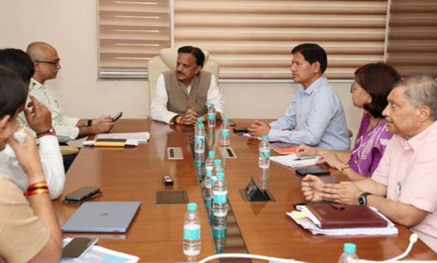 उप मुख्यमंत्री शुक्ल ने श्योपुर एवं सिंगरौली मेडिकल कॉलेज के संचालन की वृहद समीक्षा की