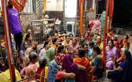ग्वालियर में बारिश की कामना से सुंदरकांड पाठ, छात्रों की स्मृति में पौधारोपण