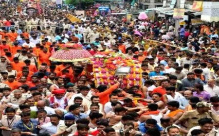 महाकाल की सवारी में जेबकतरों का आतंक, उज्जैन में 50 से ज्यादा श्रद्धालुओं के मोबाइल, पर्स और चेन चोरी