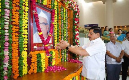 पं. द्वारिका प्रसाद मिश्र का व्यक्तित्व और कतित्व योगदान सदैव रहेगा प्रेरणास्रोत : मुख्यमंत्री डॉ. यादव