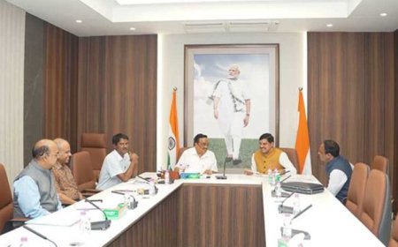 मुख्यमंत्री डॉ. यादव ने केंद्रीय मंत्री पाटिल से की सौजन्य भेंट