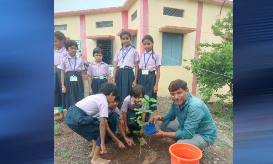 प्रदेश सचिव राजेंद्र सोलंकी ने एक वृक्ष स्कूल प्रांगण में लगाया