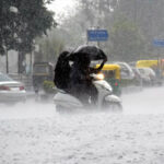 mp-weather:-मध्य-प्रदेश-में-एक्टिव-हुआ-मॉनसून,-झमाझम-बारिश;-इन-जिलों-के-लिए-रेड-अलर्ट-जारी